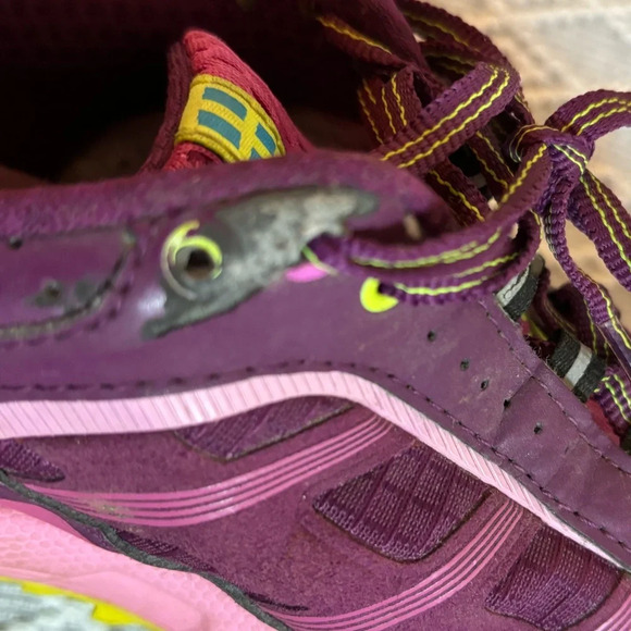 Salming Womens Trail T3 RunLite RocShield Trail Running Shoes, Size 7.5, Magenta - Picture 10 of 11